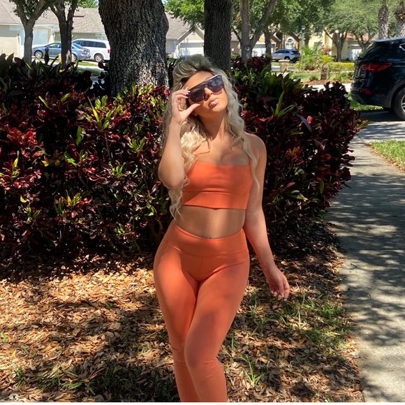Fashion Nova Tops - set